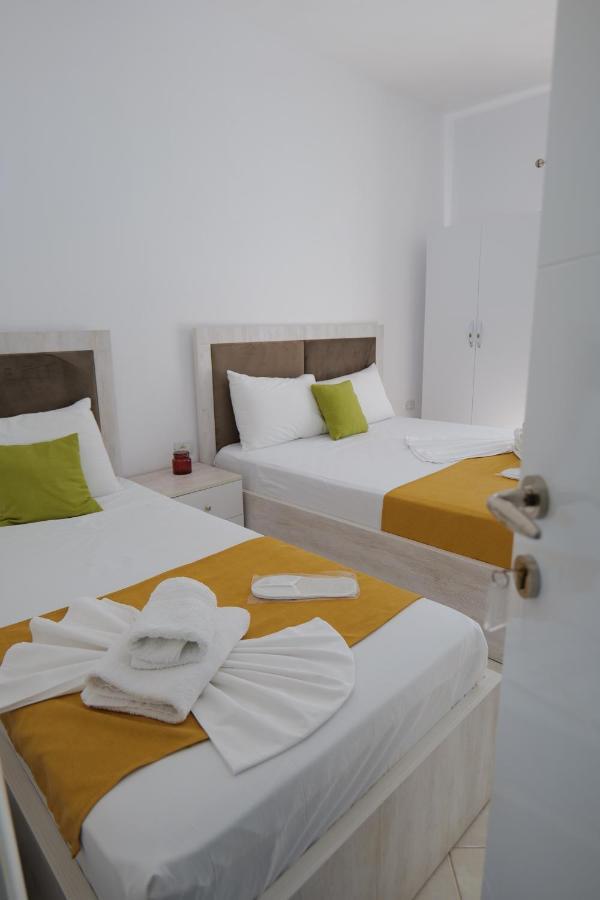 Seahorse Hotel Ksamil Exterior photo